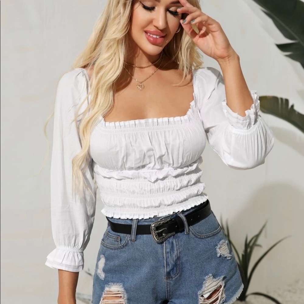 White 3/4 sleeve peasant crop top